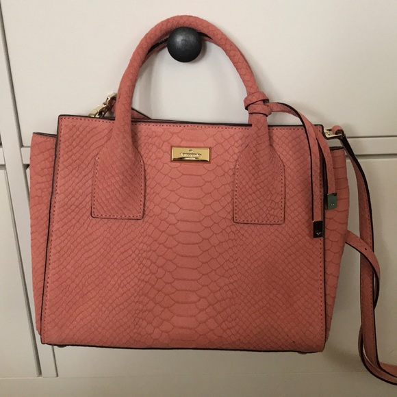 kate spade Handbags - Kate spade crossbody